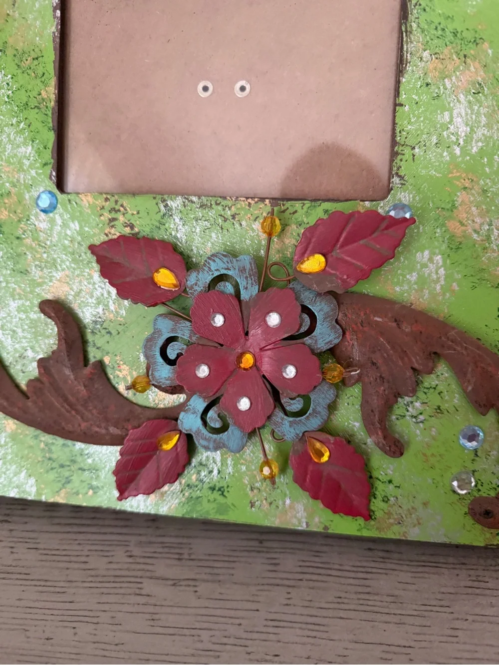 Metal Rhinestone Distressed Wood Photo Frame - Picture 7 of 15